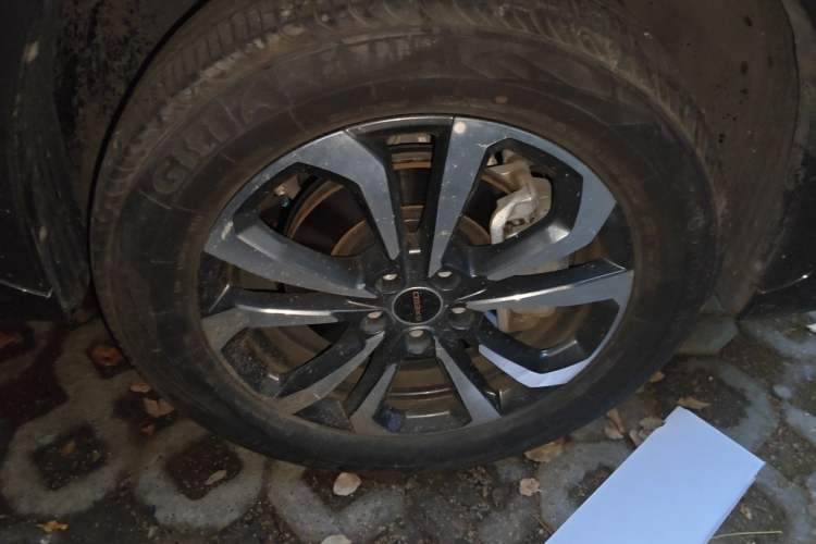 Used EXEED Zhuifeng C-DM 2022 1.5 TCI-DHT 105 km "Chengfeng Qi" Edition Right Front Wheel Hub