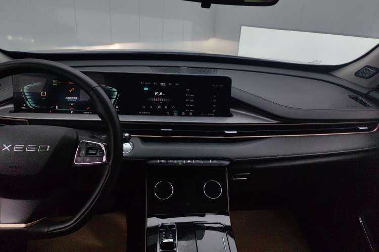 Used EXEED Zhuifeng C-DM 2022 1.5 TCI-DHT 105 km "Chengfeng Qi" Edition Audio And AC Panel