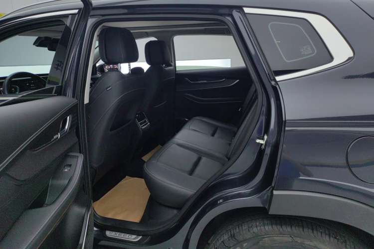 Used EXEED Zhuifeng C-DM 2022 1.5 TCI-DHT 105 km "Chengfeng Qi" Edition Right Rear Seat
