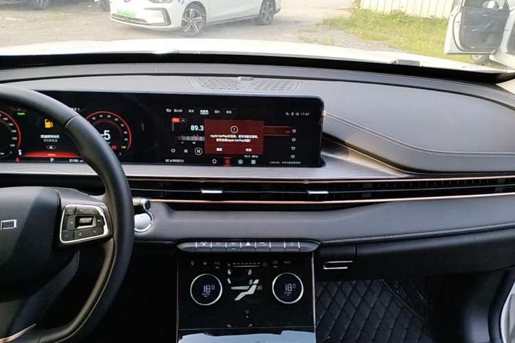 Used EXEED Zhuifeng C-DM 2022 1.5 TCI-DHT 105 km "Chengfeng Qi" Edition Audio And AC Panel