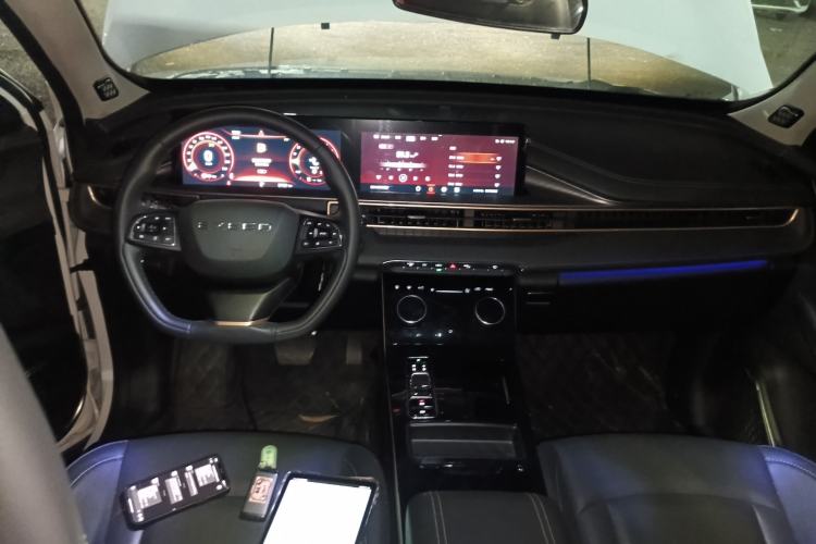 Used EXEED Zhuifeng C-DM 2022 1.5 TCI-DHT 105 km "Chengfeng Qi" Edition Center Console