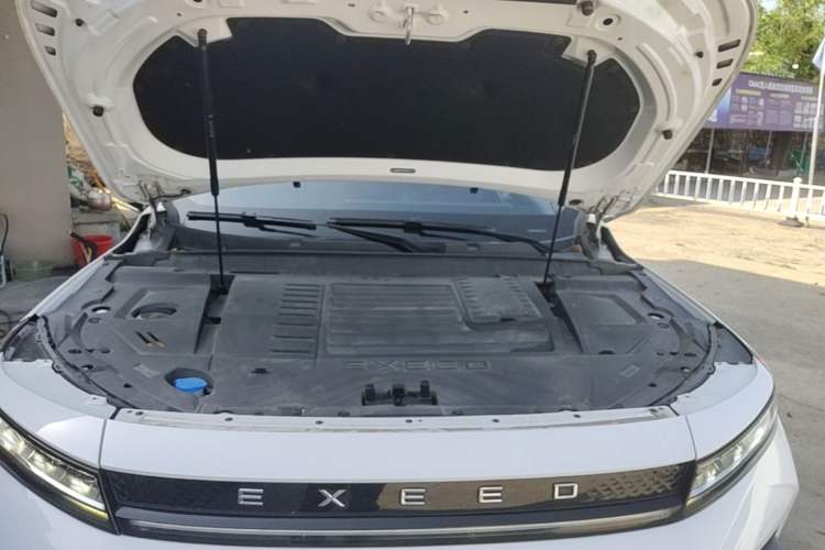 Used EXEED Zhuifeng C-DM 2022 1.5 TCI-DHT 105 km "Chengfeng Qi" Edition Engine Bay