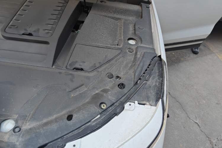 Used EXEED Zhuifeng C-DM 2022 1.5 TCI-DHT 105 km "Chengfeng Qi" Edition Engine Bay Left