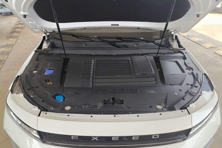 Used EXEED Zhuifeng C-DM 2022 1.5 TCI-DHT 105 km "Chengfeng Qi" Edition Engine Bay