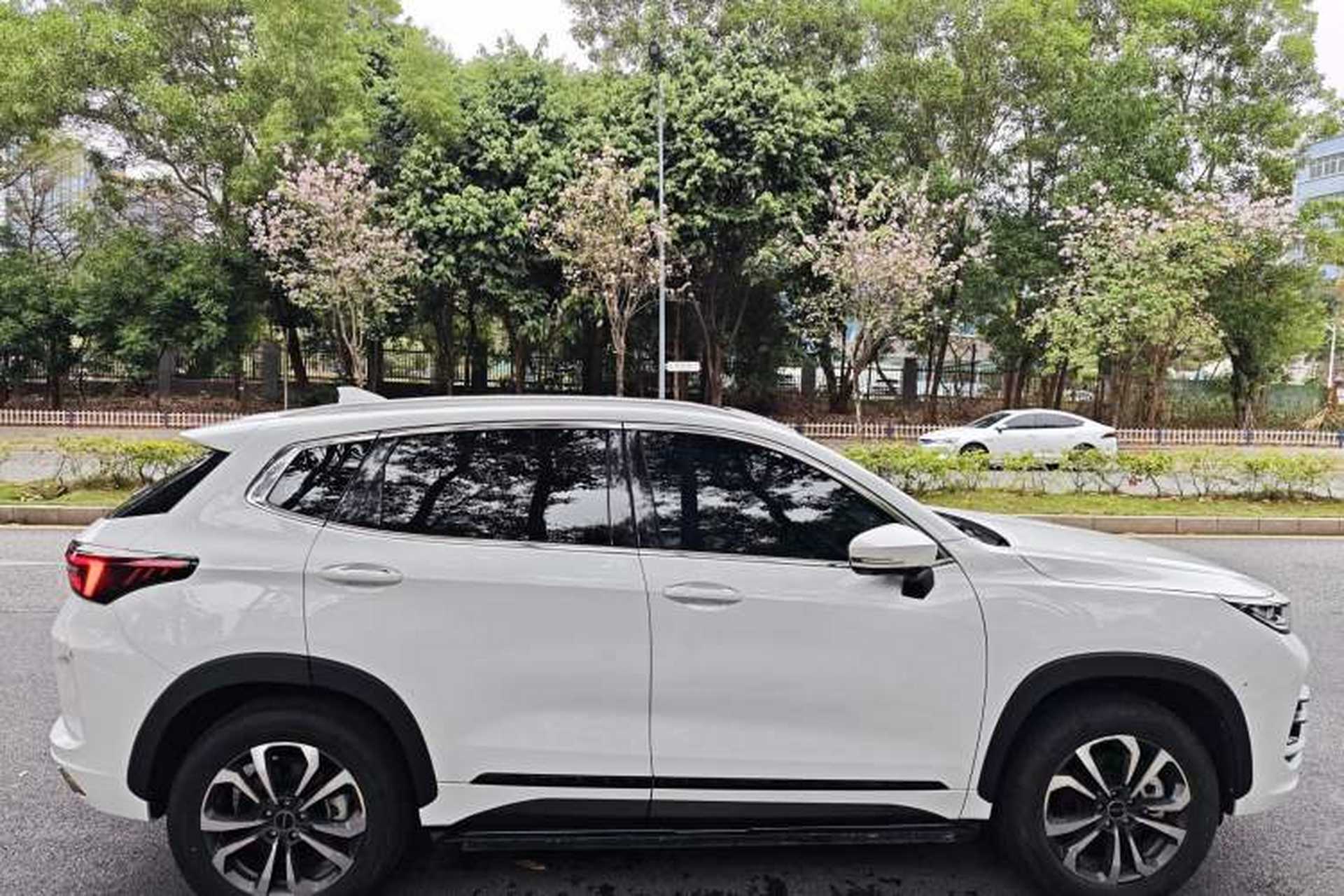 Used EXEED Zhuifeng C-DM 2022 1.5 TCI-DHT 105 km "Chengfeng Qi" Edition Exterior 3