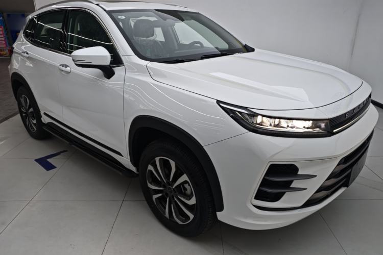 Used EXEED Zhuifeng C-DM 2022 1.5 TCI-DHT 105 km "Chengfeng Qi" Edition Front Right 45 Deg