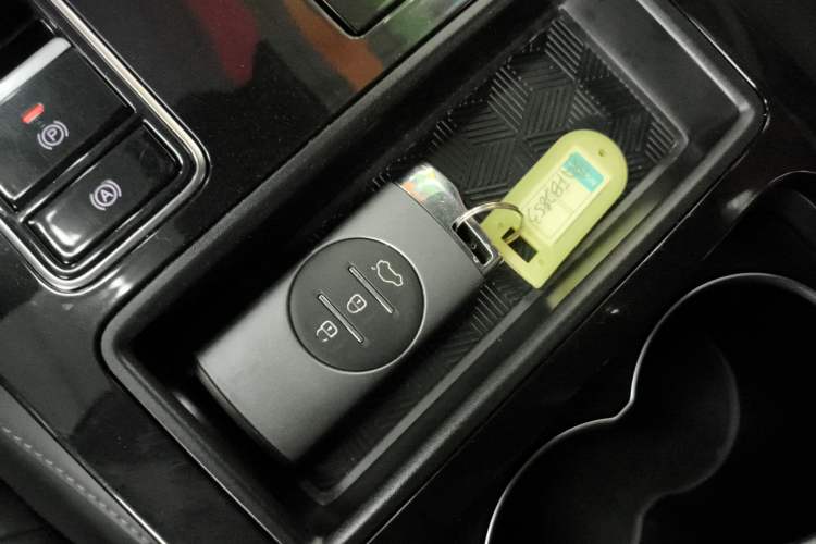 Used EXEED Zhuifeng C-DM 2022 1.5 TCI-DHT 105 km "Chengfeng Qi" Edition Interior 1