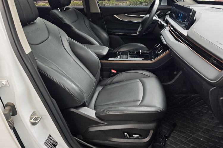 Used EXEED Zhuifeng C-DM 2022 1.5 TCI-DHT 105 km "Chengfeng Qi" Edition Interior 2