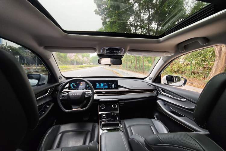 Used EXEED Zhuifeng C-DM 2022 1.5 TCI-DHT 105 km "Chengfeng Qi" Edition Interior 3