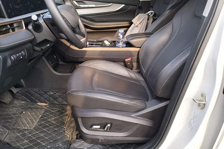 Used EXEED Zhuifeng C-DM 2022 1.5 TCI-DHT 105 km "Chengfeng Qi" Edition Left Front Seat