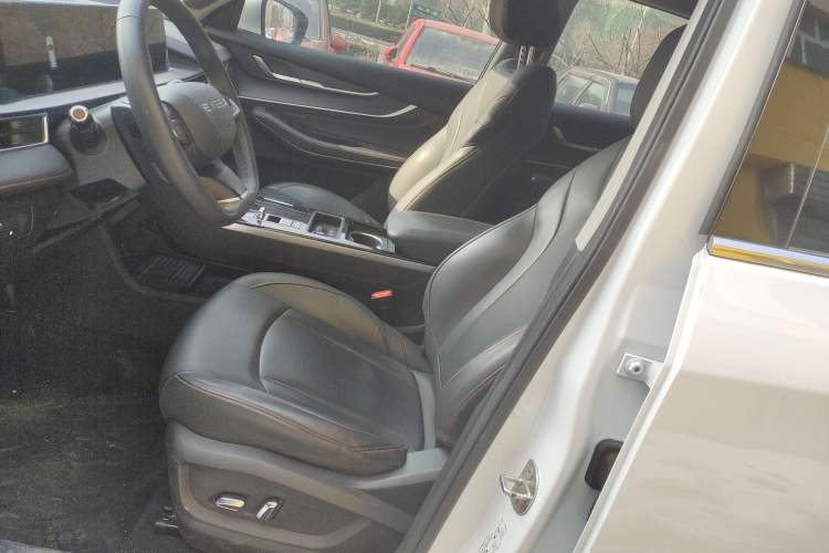 Used EXEED Zhuifeng C-DM 2022 1.5 TCI-DHT 105 km "Chengfeng Qi" Edition Left Front Seat