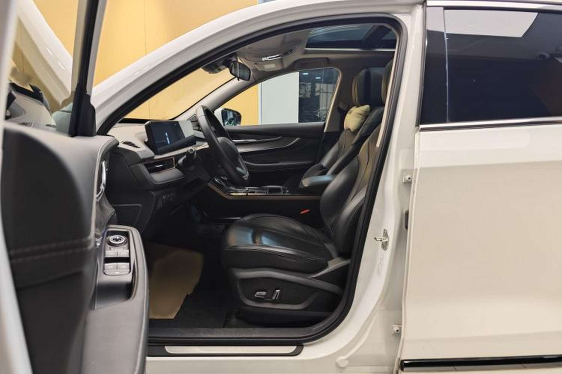 Used EXEED Zhuifeng C-DM 2022 1.5 TCI-DHT 105 km "Chengfeng Qi" Edition Left Front Seat