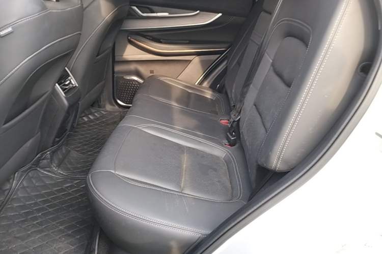 Used EXEED Zhuifeng C-DM 2022 1.5 TCI-DHT 105 km "Chengfeng Qi" Edition Left Rear Seat