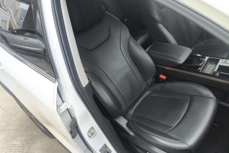 Used EXEED Zhuifeng C-DM 2022 1.5 TCI-DHT 105 km "Chengfeng Qi" Edition Right Front Seat