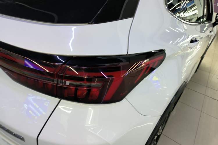 Used EXEED Zhuifeng C-DM 2022 1.5 TCI-DHT 105 km "Chengfeng Qi" Edition Right Rear Taillight