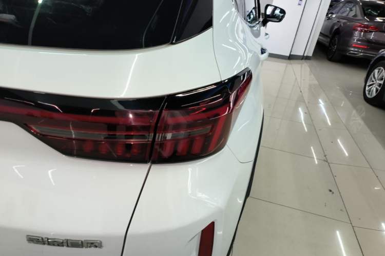 Used EXEED Zhuifeng C-DM 2022 1.5 TCI-DHT 105 km "Chengfeng Qi" Edition Right Rear Taillight