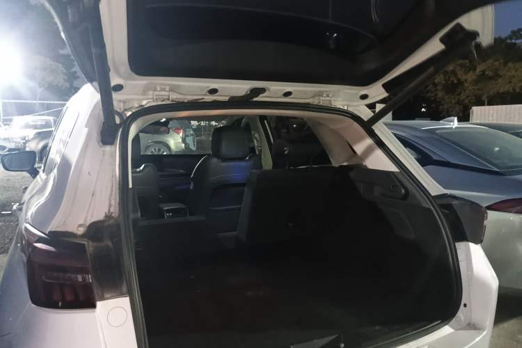 Used EXEED Zhuifeng C-DM 2022 1.5 TCI-DHT 105 km "Chengfeng Qi" Edition Trunk