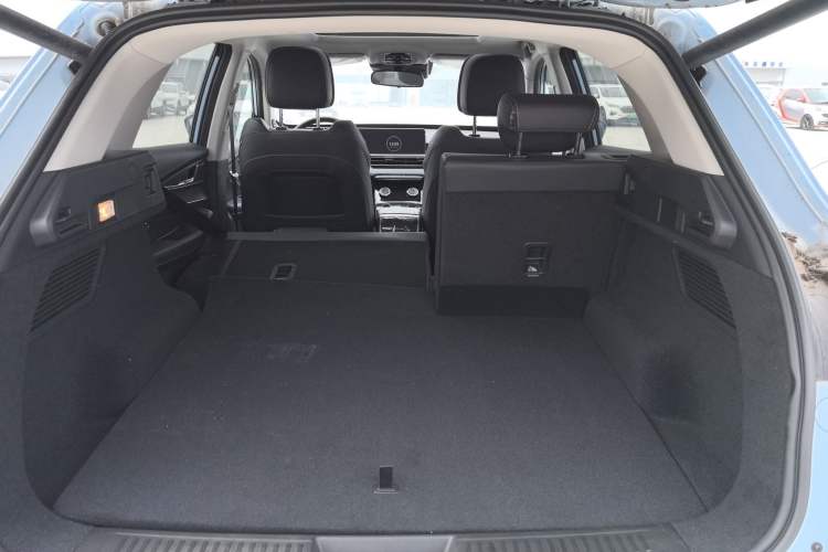 Used EXEED Zhuifeng C-DM 2022 1.5 TCI-DHT 105 km "Chengfeng Qi" Edition Trunk