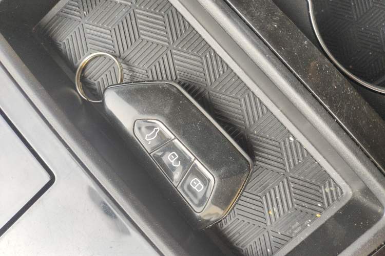 Used EXEED Zhuifeng C-DM 2022 1.5 TCI-DHT 105 km "Chengfeng Qi" Edition Vehicle Key