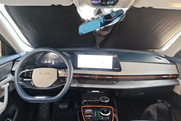 Used EXEED Zhuifeng C-DM 2023 1.5 TCI-DHT 80KM Yu Feng Xing Edition Center Console