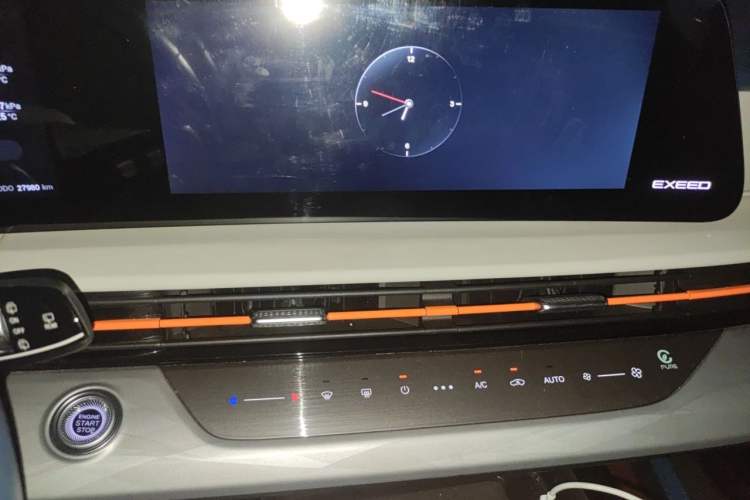 Used EXEED Zhuifeng C-DM 2023 1.5 TCI-DHT 80KM Yu Feng Xing Edition Audio And AC Panel