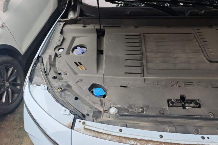 Used EXEED Zhuifeng C-DM 2023 1.5 TCI-DHT 80KM "Chengfengqi" Edition Engine Bay Right