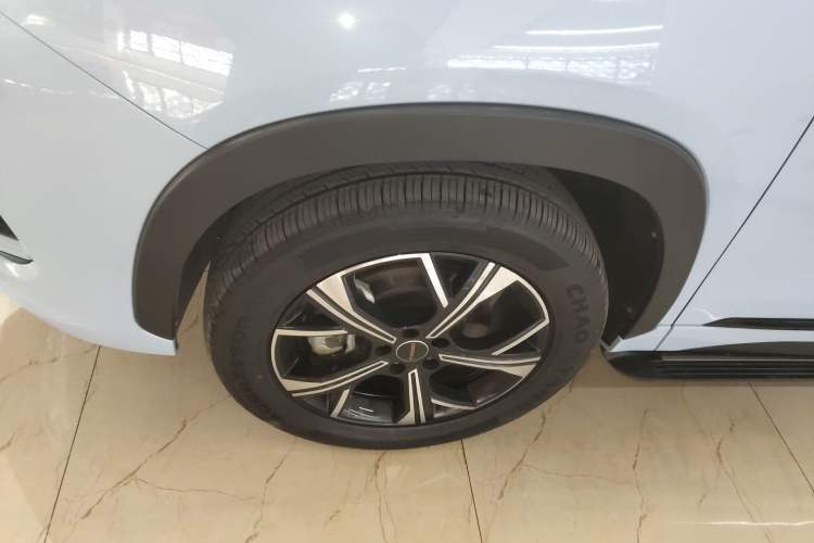 Used EXEED Zhuifeng C-DM 2023 1.5 TCI-DHT 80KM "Chengfengqi" Edition Left Front Wheel Hub