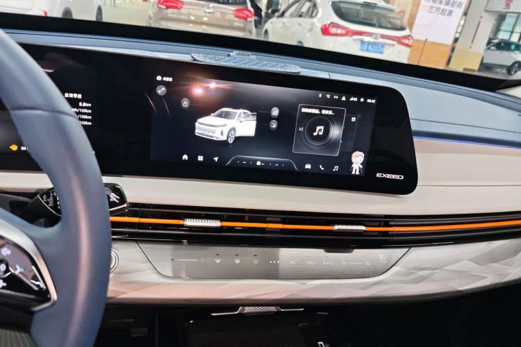 Used EXEED Zhuifeng C-DM 2023 1.5 TCI-DHT 80KM "Chengfengqi" Edition Audio And AC Panel