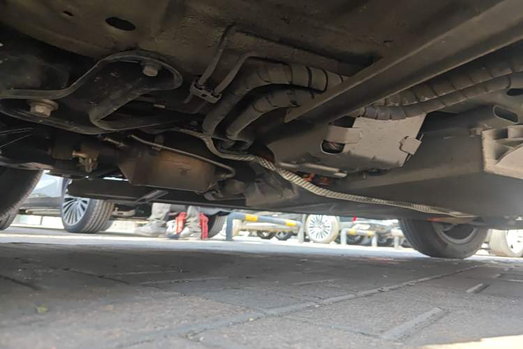 Used EXEED Zhuifeng C-DM 2023 1.5 TCI-DHT 80KM "Chengfengqi" Edition Chassis Front Left