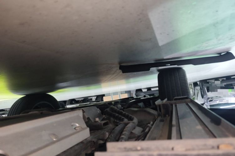 Used EXEED Zhuifeng C-DM 2023 1.5 TCI-DHT 80KM "Chengfengqi" Edition Left Side Sill