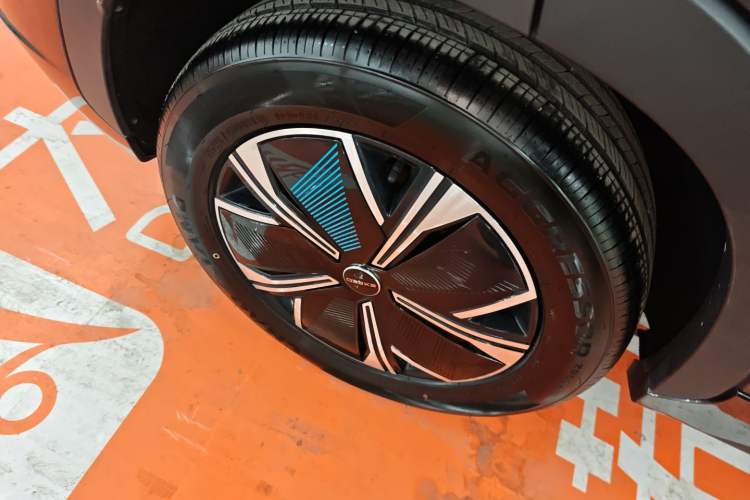 Used EXEED Zhuifeng C-DM 2023 1.5 TCI-DHT 80KM "Chengfengqi" Edition Right Rear Wheel Hub