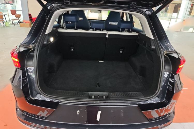 Used EXEED Zhuifeng C-DM 2023 1.5 TCI-DHT 80KM "Chengfengqi" Edition Trunk