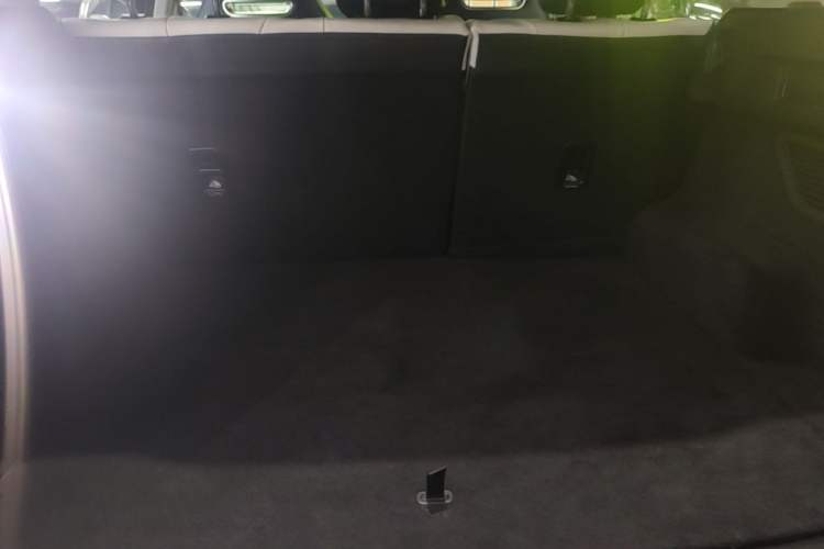 Used EXEED Zhuifeng C-DM 2023 1.5 TCI-DHT 80KM "Chengfengqi" Edition Trunk