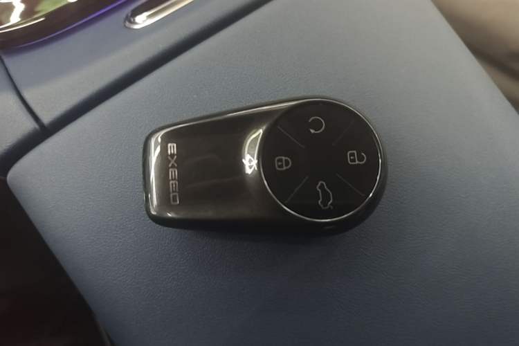 Used EXEED Zhuifeng C-DM 2023 1.5 TCI-DHT 80KM "Chengfengqi" Edition Vehicle Key