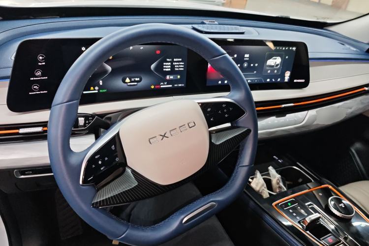 Used EXEED Zhuifeng C-DM 2023 1.5 TCI-DHT 80KM "Chengfengqi" Edition Center Console