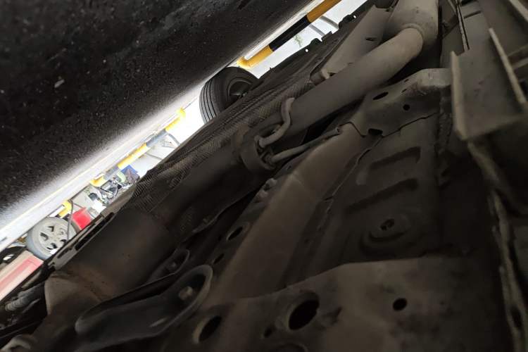 Used EXEED Zhuifeng C-DM 2023 1.5 TCI-DHT 80KM "Chengfengqi" Edition Chassis Front Right