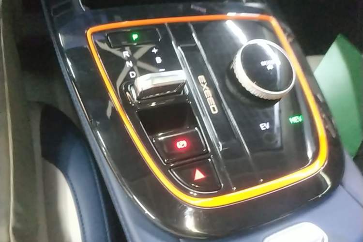 Used EXEED Zhuifeng C-DM 2023 1.5 TCI-DHT 80KM Yu Feng Xing Edition Gear Lever