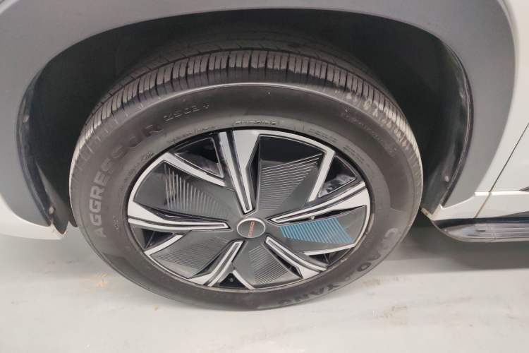 Used EXEED Zhuifeng C-DM 2023 1.5 TCI-DHT 80KM "Chengfengqi" Edition Left Front Wheel Hub