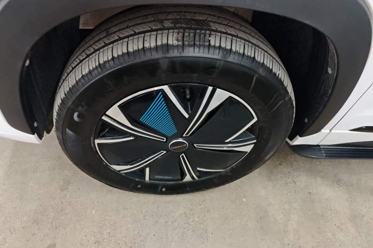 Used EXEED Zhuifeng C-DM 2023 1.5 TCI-DHT 80KM "Chengfengqi" Edition Left Front Wheel Hub