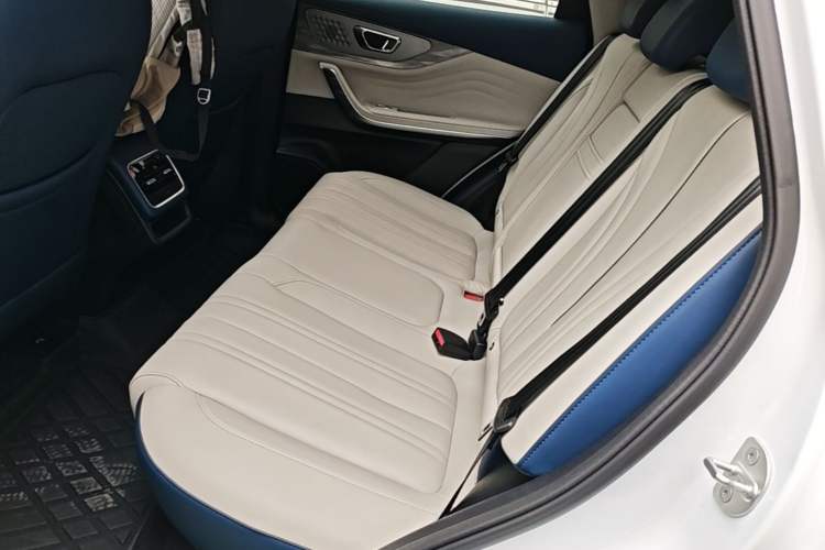 Used EXEED Zhuifeng C-DM 2023 1.5 TCI-DHT 80KM Yu Feng Xing Edition Left Rear Seat