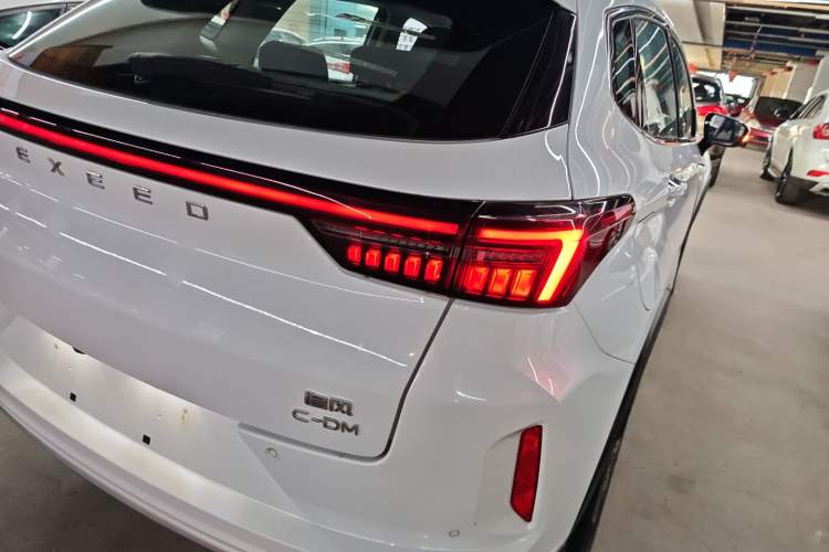 Used EXEED Zhuifeng C-DM 2023 1.5 TCI-DHT 80KM "Chengfengqi" Edition Right Rear Taillight