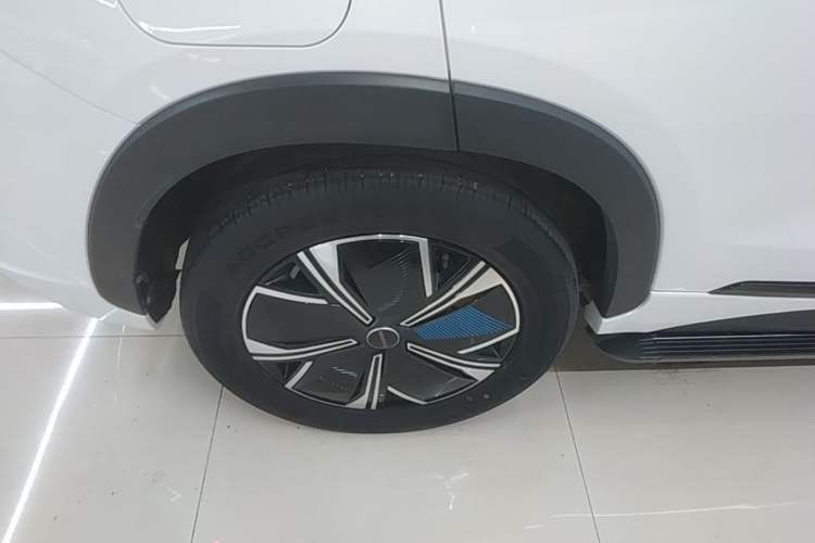 Used EXEED Zhuifeng C-DM 2023 1.5 TCI-DHT 80KM Yu Feng Xing Edition Right Rear Wheel Hub