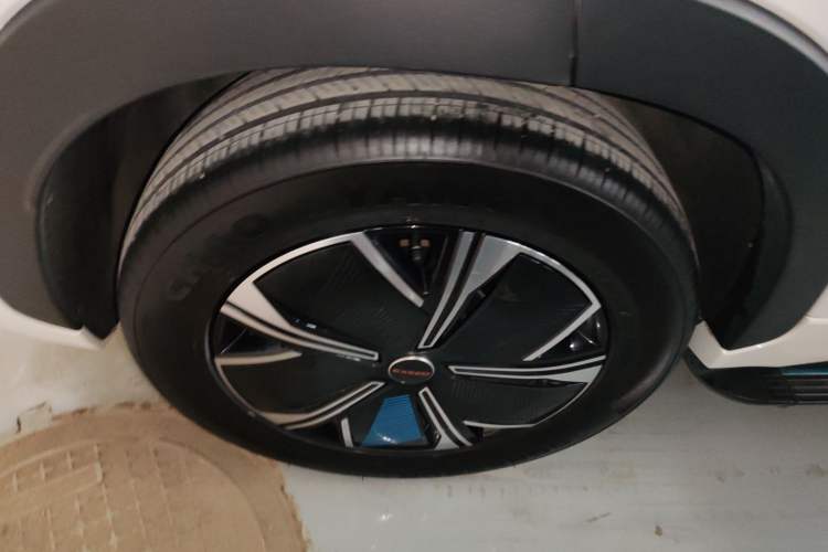 Used EXEED Zhuifeng C-DM 2023 1.5 TCI-DHT 80KM "Chengfengqi" Edition Right Rear Wheel Hub