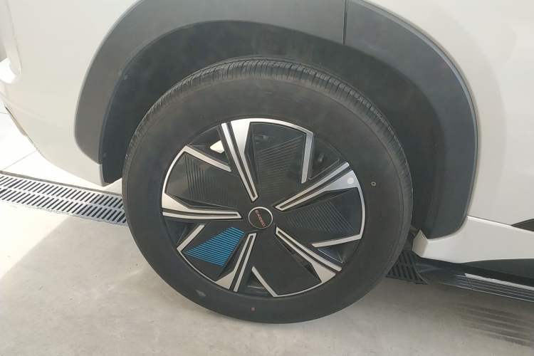 Used EXEED Zhuifeng C-DM 2023 1.5 TCI-DHT 80KM "Chengfengqi" Edition Right Rear Wheel Hub