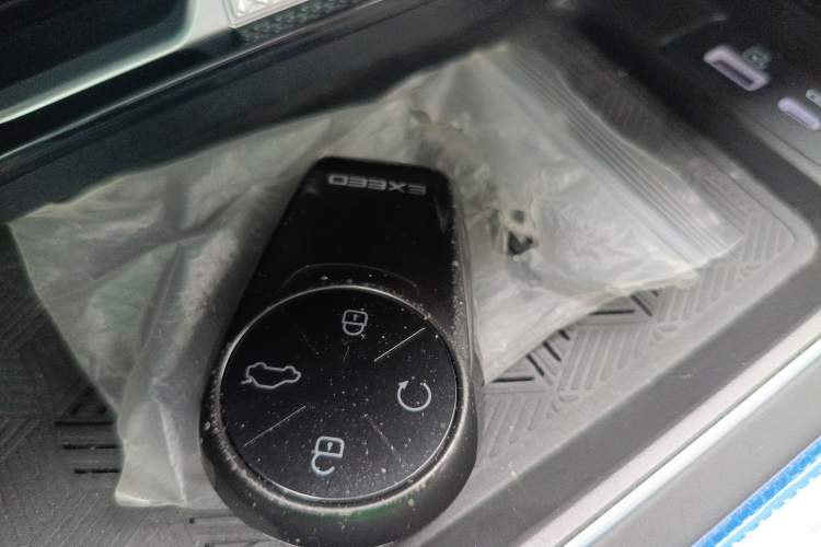Used EXEED Zhuifeng C-DM 2023 1.5 TCI-DHT 80KM "Chengfengqi" Edition Vehicle Key