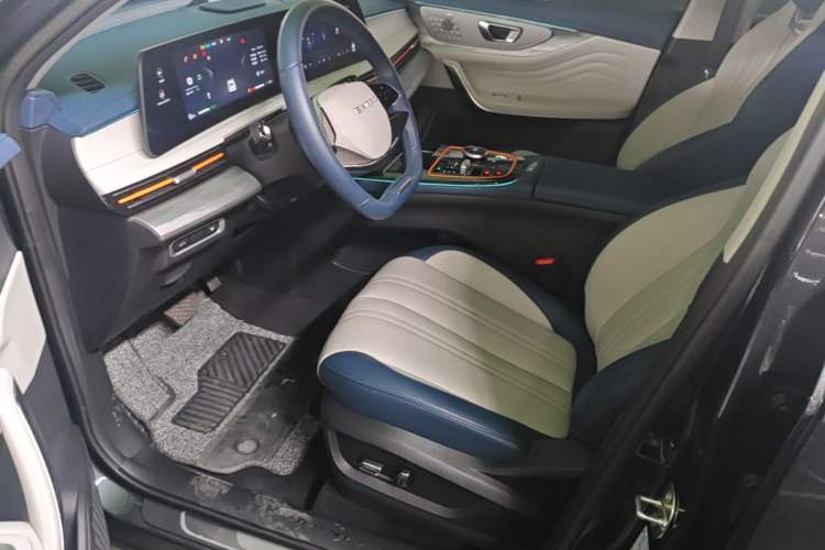 Used EXEED Zhuifeng C-DM 2024 C-DM 1.5 TCI 105KM Land Cruiser Edition Left Front Seat