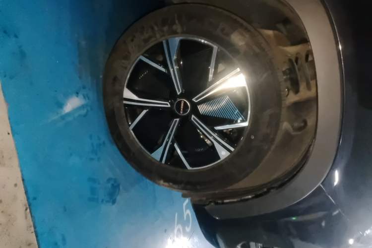 Used EXEED Zhuifeng C-DM 2024 C-DM 1.5 TCI 105KM Land Cruiser Edition Right Front Wheel Hub