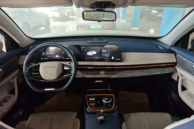Used EXEED Zhuifeng C-DM 2024 C-DM 1.5TCI 105KM Enjoyment Edition Center Console