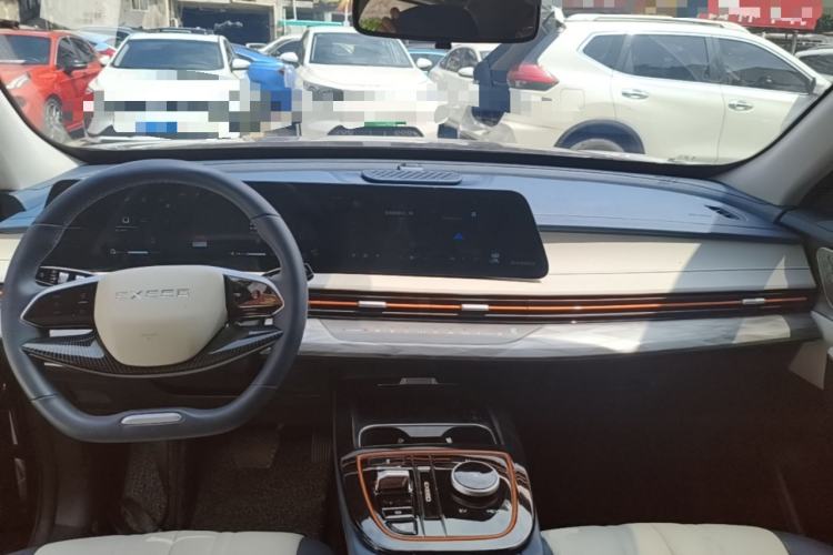 Used EXEED Zhuifeng C-DM 2024 C-DM 1.5 TCI 105KM Land Cruiser Edition Center Console