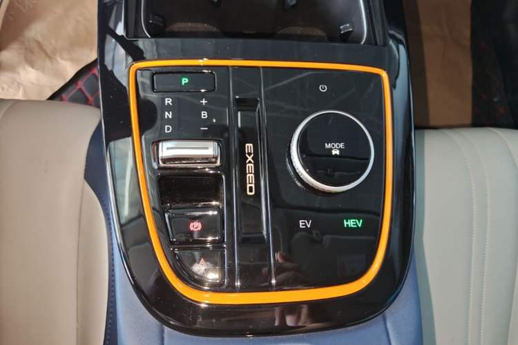Used EXEED Zhuifeng C-DM 2024 C-DM 1.5TCI 105KM Enjoyment Edition Gear Lever